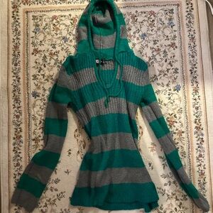 Knit Hooded Women's Sweater - Green & Gray